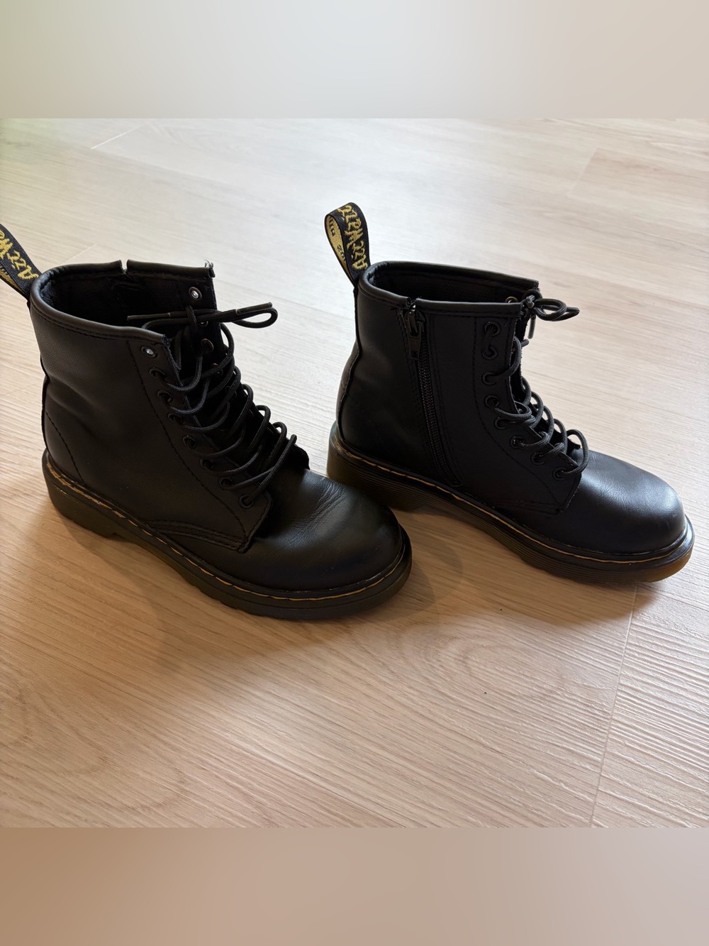 Dr Martens 1460 J Youth Boots Black Side Zip Combat Boot US 1 EU 32 EUC